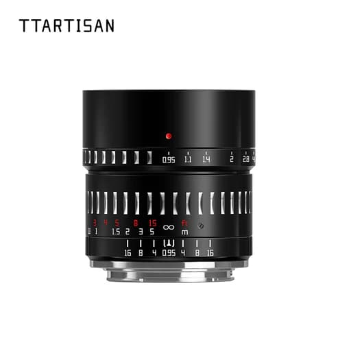 TTArtisan APS-C 50mm F0.95 manual focus lens